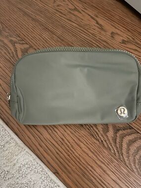 NWT Lululemon Olive Green Belt Bag